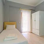 Вилла 3 Bedroom Within Walking Distance To The Town