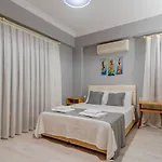 3 Bedroom Within Walking Distance To The Town ヴィラ