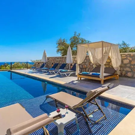 3 Bedroom Within Walking Distance To The Town Kalkan