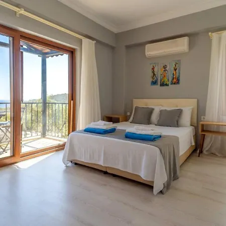 ヴィラ 3 Bedroom Within Walking Distance To The Town